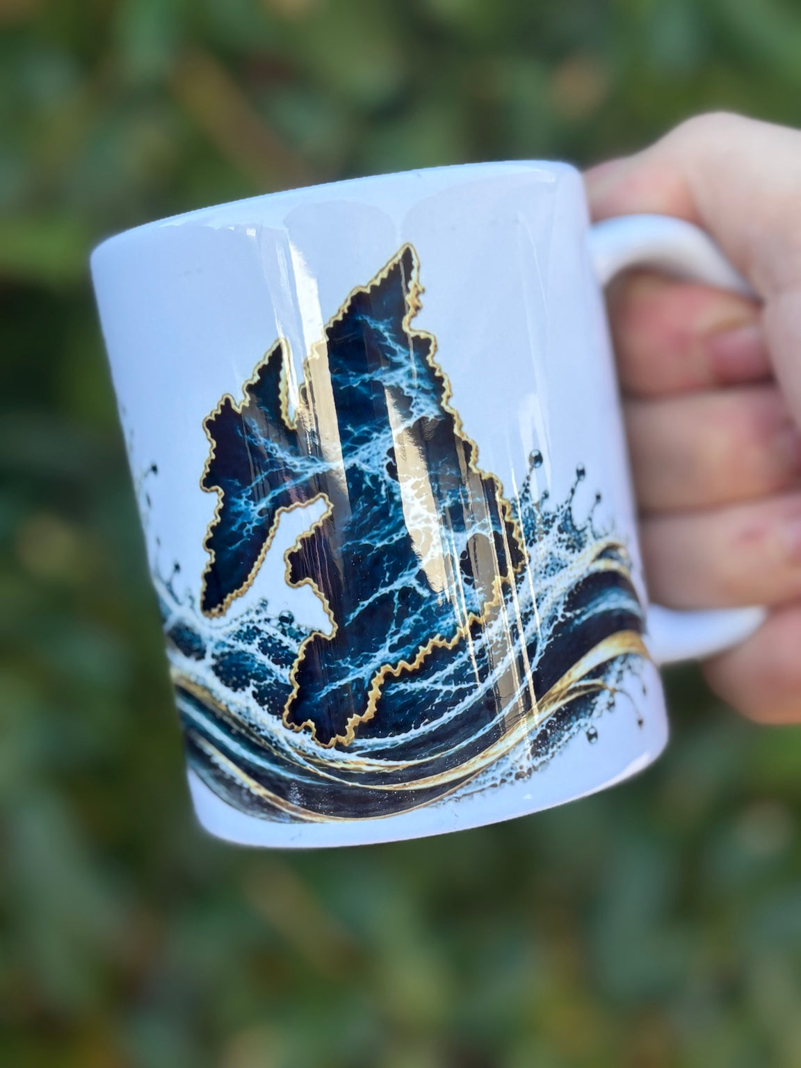 The Islay Wave mug lifestyle